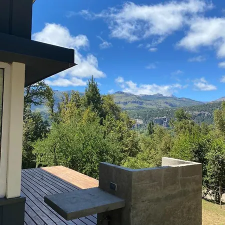 Villa Moderna Casa En El Bosque San Martín de los Andes Exterior foto
